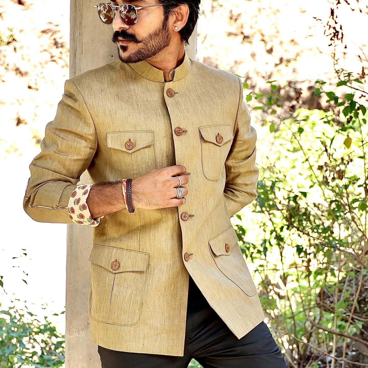 Linen 4-Pocket Bandhgala