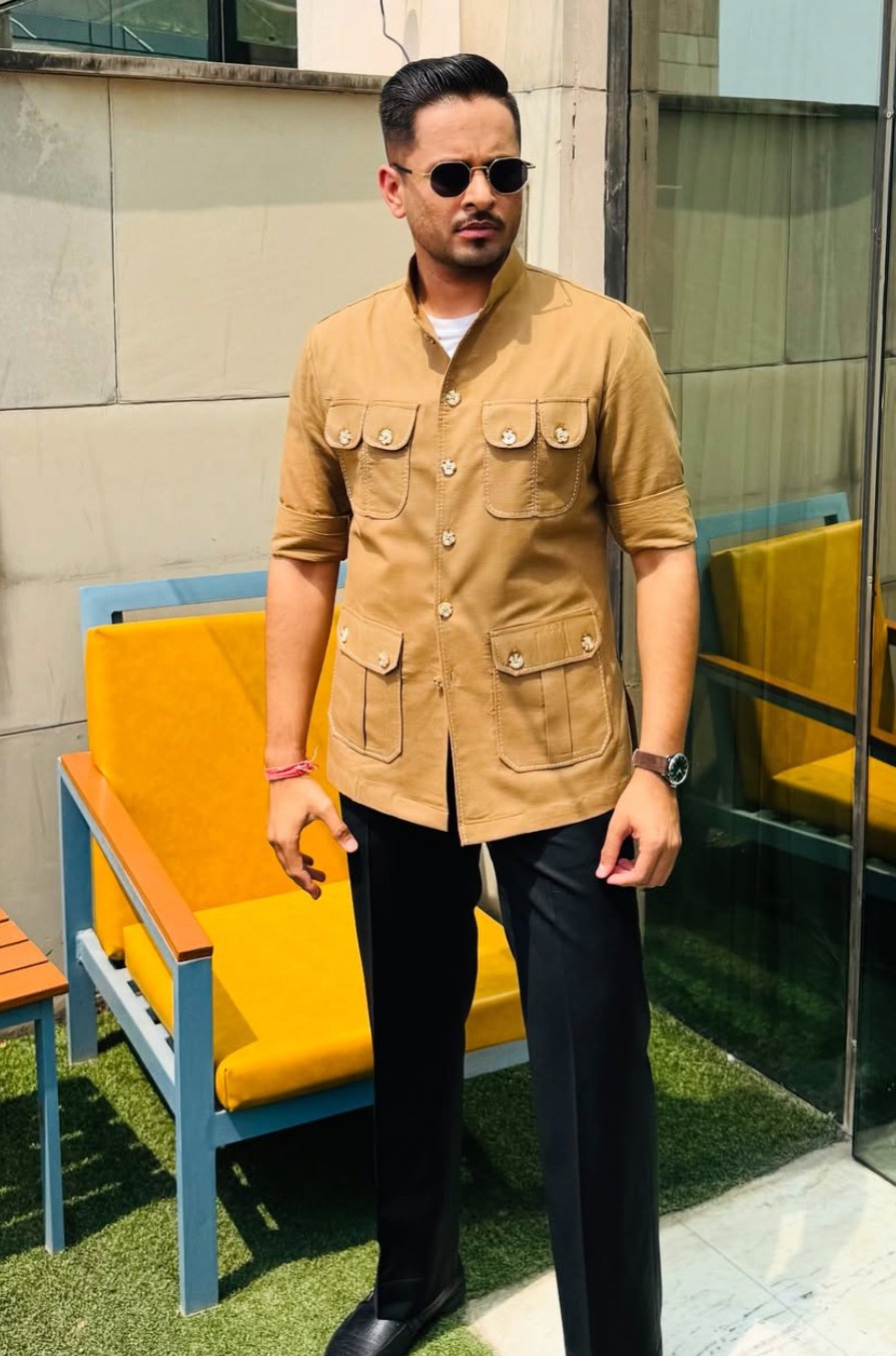 Linen Cigar Pocket Shirt with Hand Overstitches